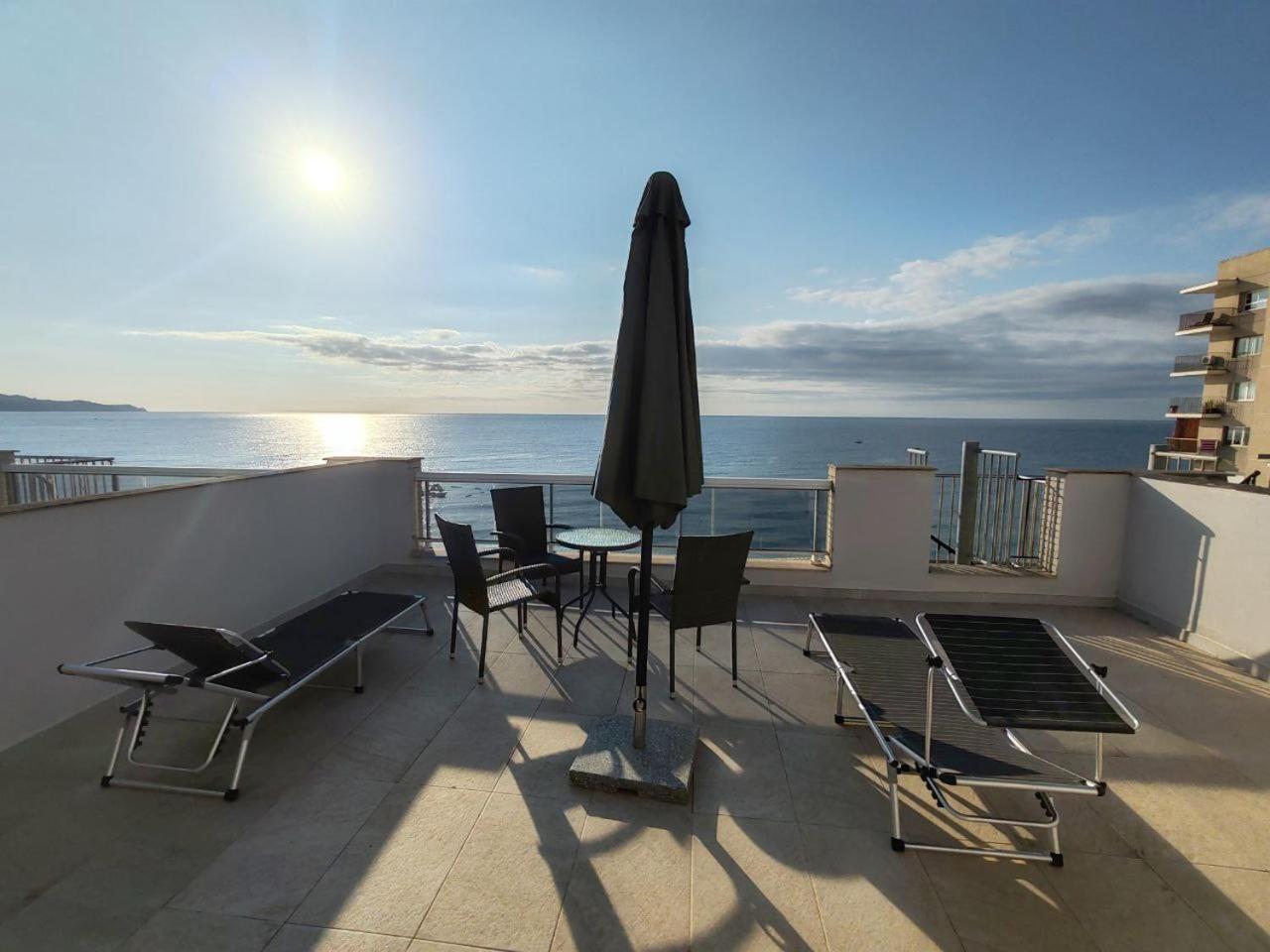 Seafront Apartment In Blanes Ngoại thất bức ảnh