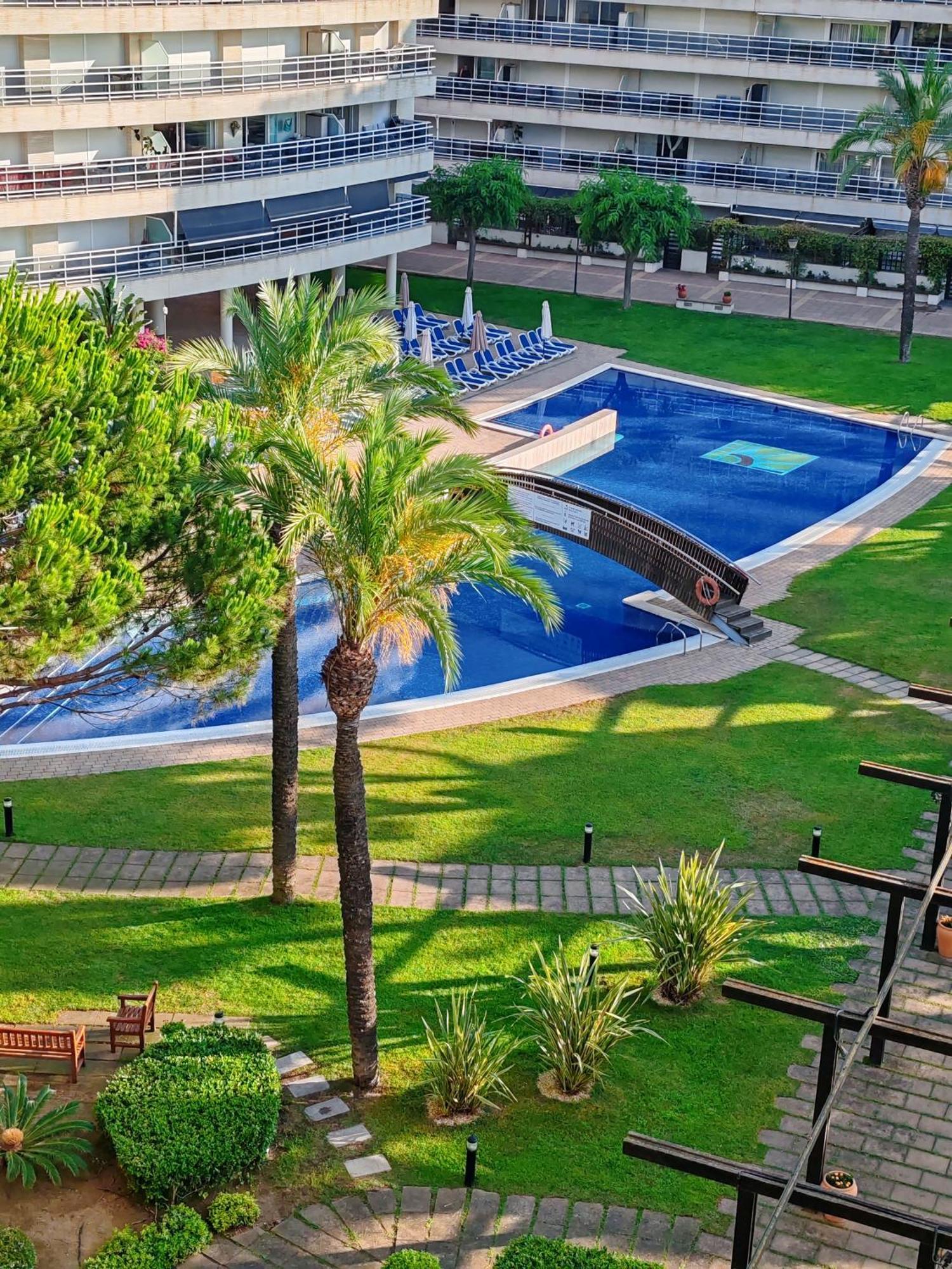 Seafront Apartment In Blanes Ngoại thất bức ảnh